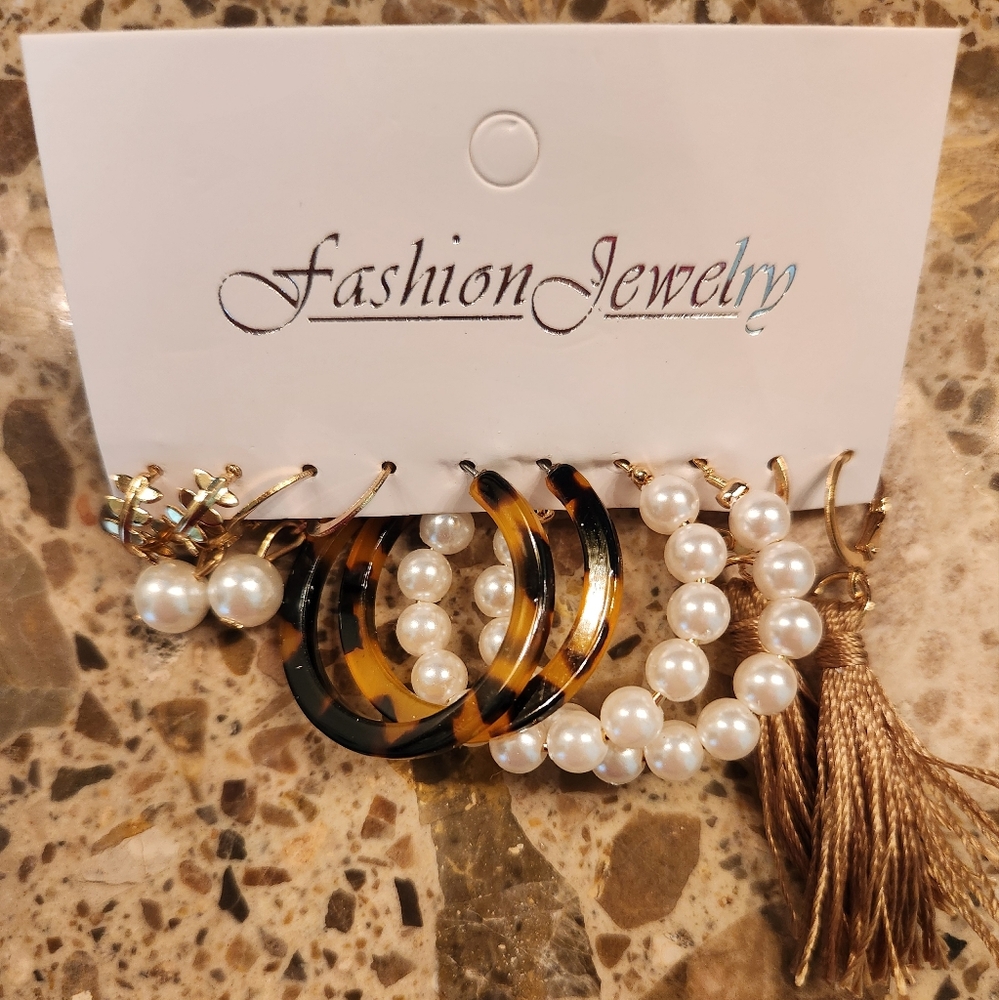Gold Pearl Tassel and Leopard Earring Set